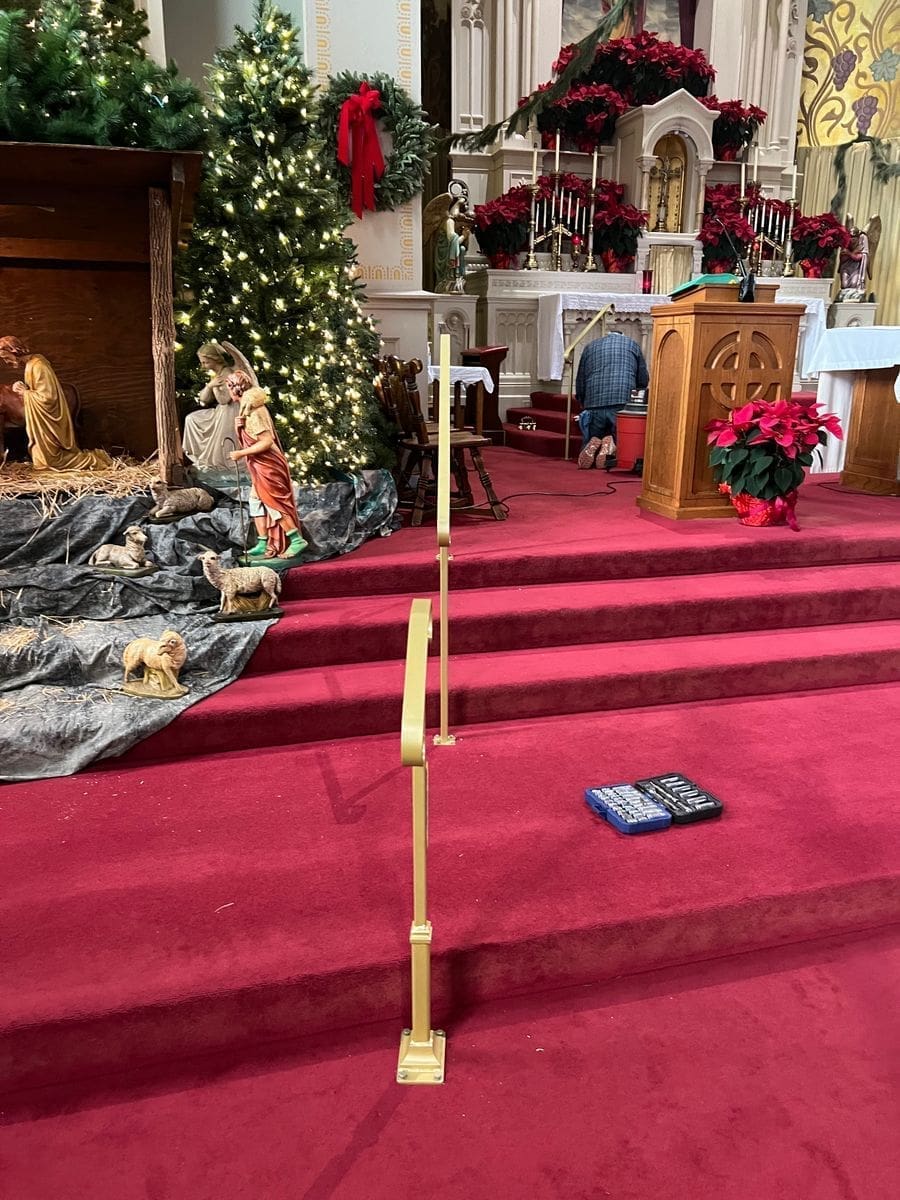 Steel Single-Post Handrail for Stairs for 1 to 2 Steps